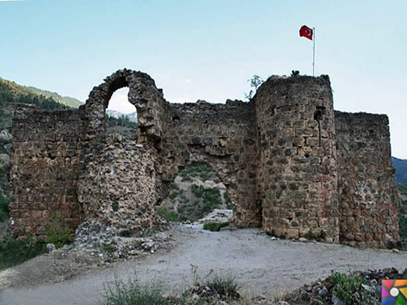 Yarıkkaya Kalesi