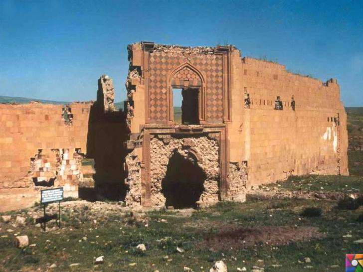 Doğunun unutulmuş imparatorluk merkezi : Ani Antik Kenti içindeki Selçuklu Kervansarayı