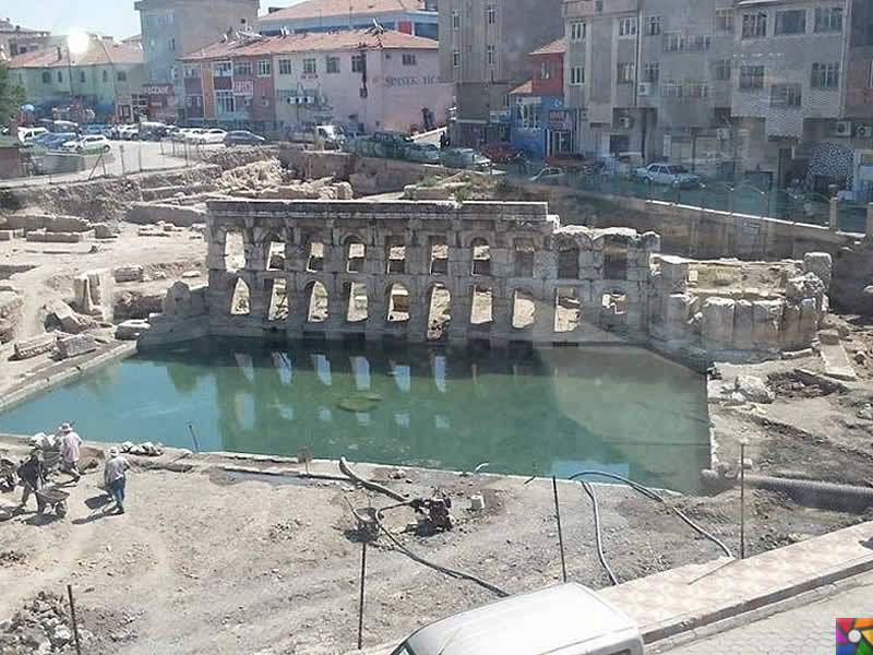 Yozgat'ın Tarihi Roma Hamamı için UNESCO'ya başvurulacak | Kazı çalışmaları devam ederken