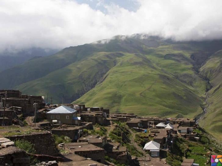 Kendilerine Nuh'un torunları diyen Kınalık Köyü insanları 2350 metre yükseklikte