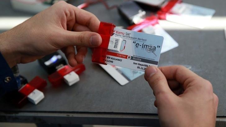 Yeni Kimlik Kartları İçin Ne Zaman Başvuru Yapılacak?