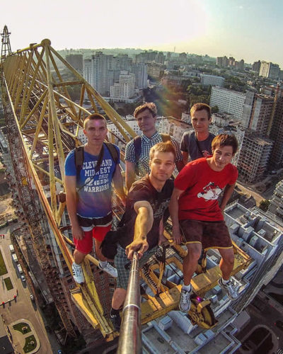 Selfie çekenlerde ölüm sayısı neden artıyor?