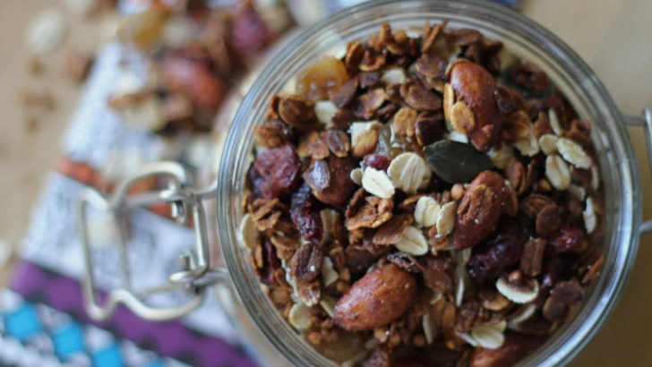 Granola nedir? Evde kahvaltılık kolay granola nasıl yapılır? Basit Tarifler
