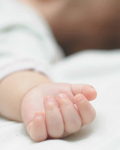Neden ilk 6 ay bebekle uyumamalı? Ani bebek ölümü nedir?