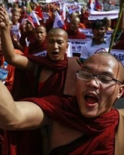 Budistler neden Sri Lanka ve Myanmar’da Müslümanları katlediyor?