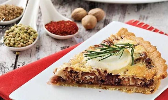 Kırmızı soğanlı ve baharatlı tart tarifi