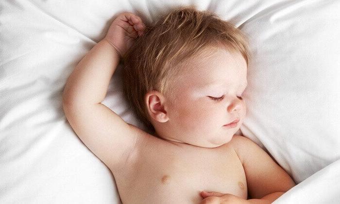 Bebeklerin uyku süresi neden daha uzun olmalı?
